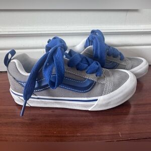 Vans Kids Knu Skool Skate Sneakers size 2